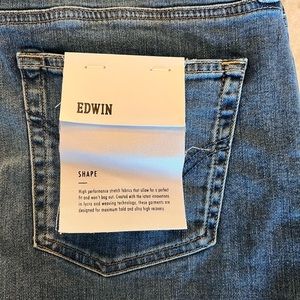 Edwin Elin straight leg jean nwt size 29